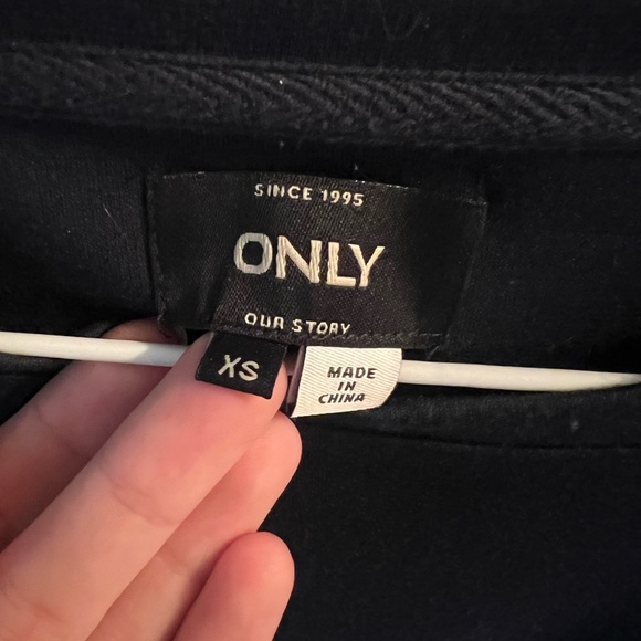 Navy Blue Dress Top with O Neck - Picture 2 of 2